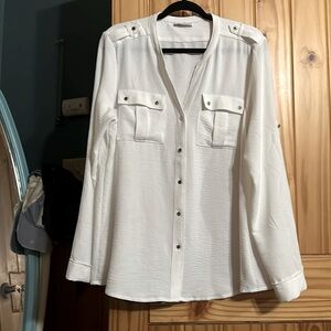 Beautiful elegant Calvin Klein blouse,